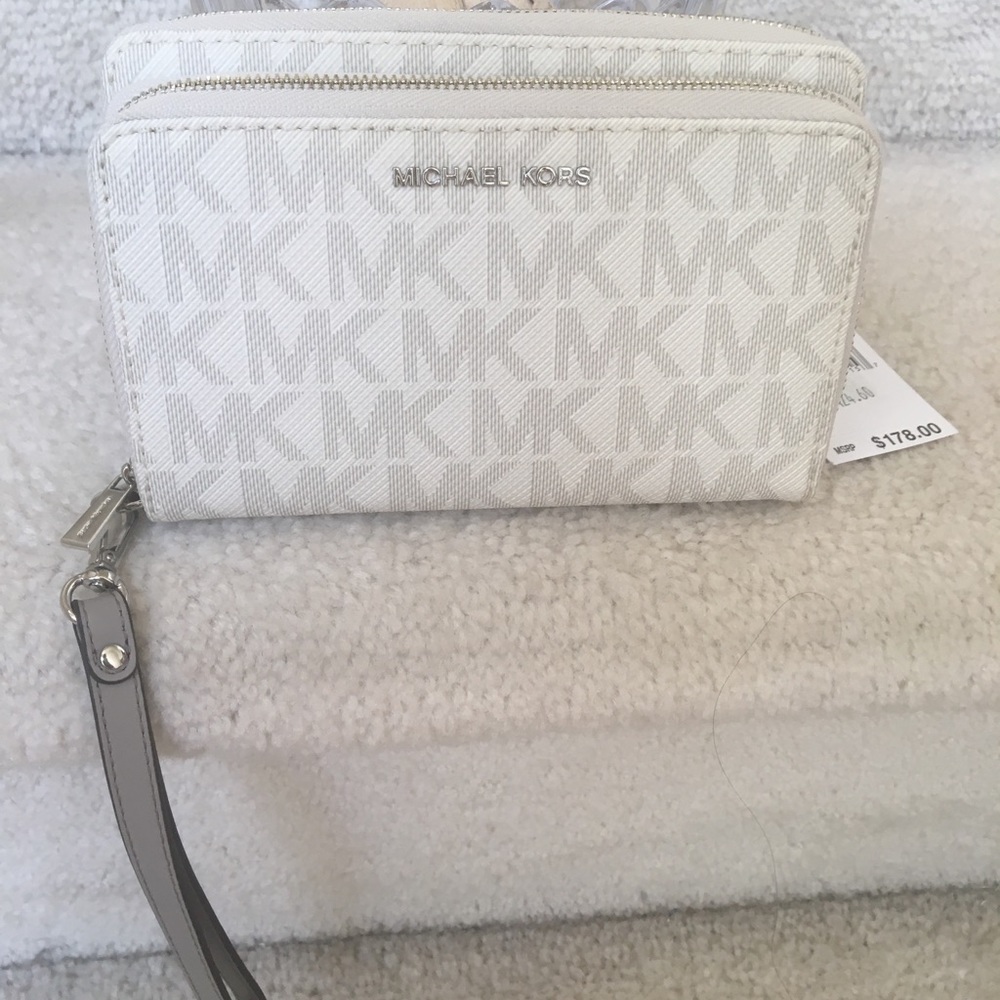 Michael Kors Adele Wallet (Pearl Grey)
